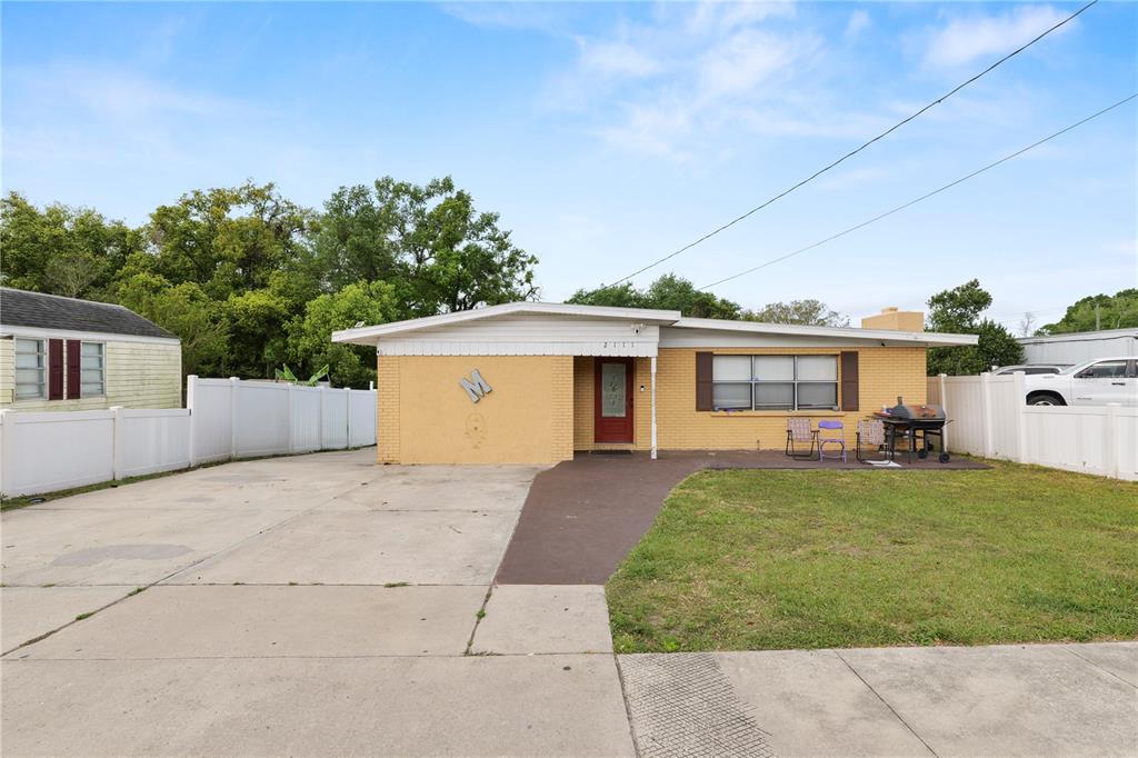 FOREST GARDENS - фото