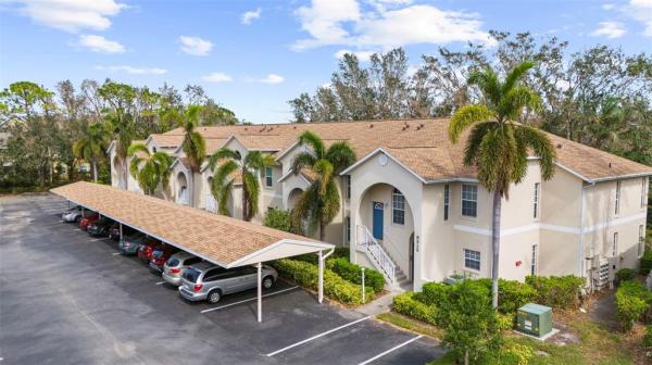 PINESTONE AT PALMER RANCH