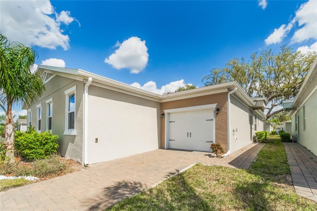 OAKTREE POINTE VILLAS - фото