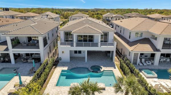 REUNION WEST 17TH & 18TH FAIRWAYS PH 2