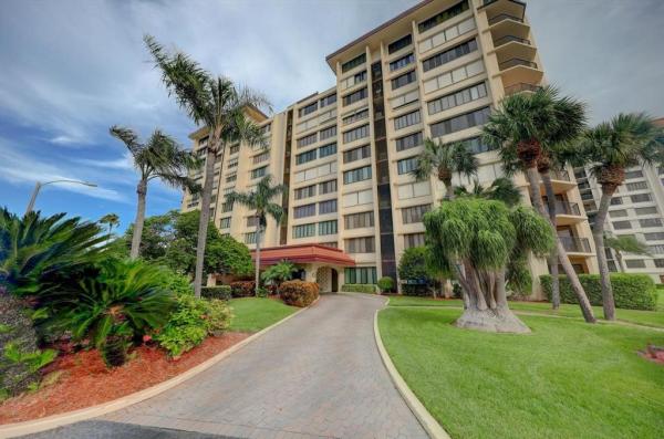 700 ISLAND WAY I CONDO