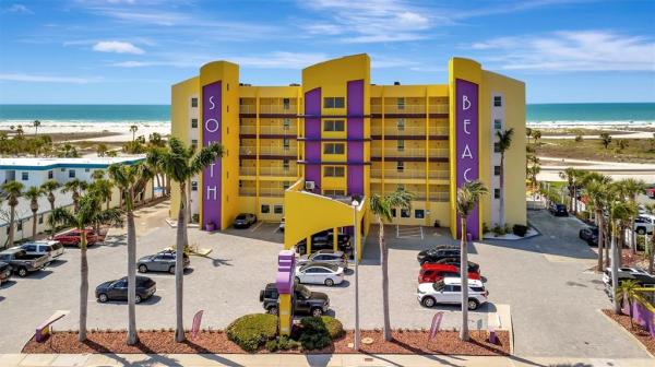 SOUTH BEACH CONDO HOTEL