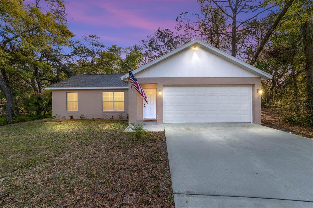 CARLTON VILLAGE PARK - фото