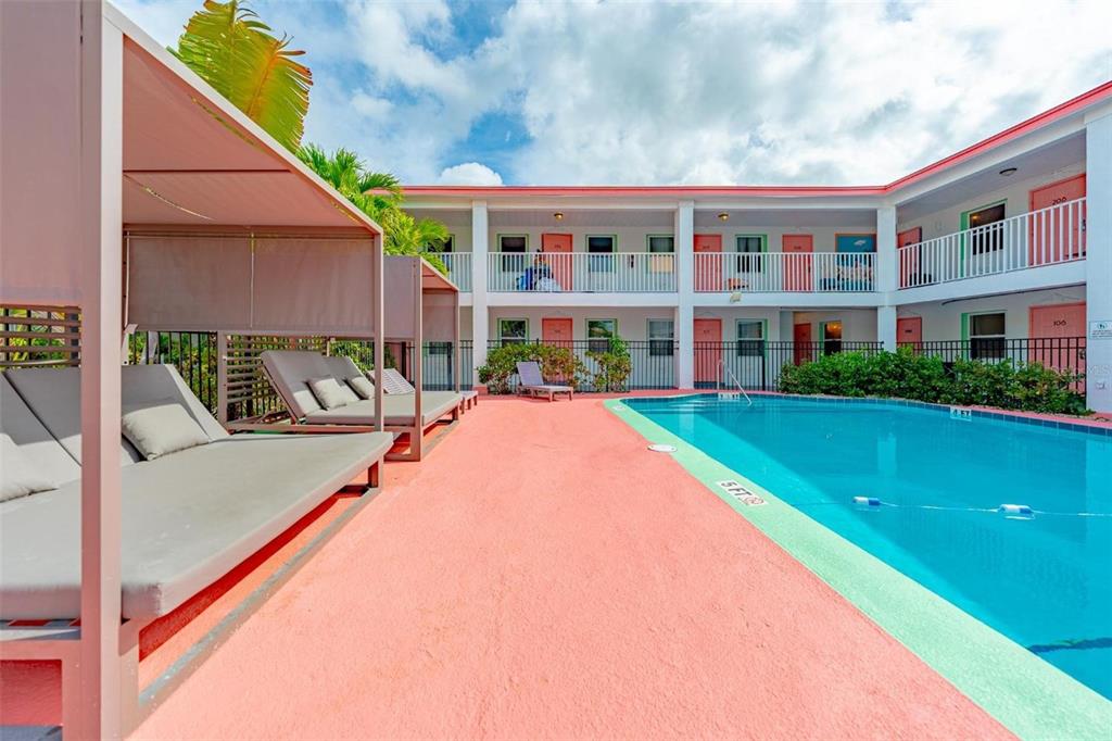 BAYSIDE SUB 2 - фото