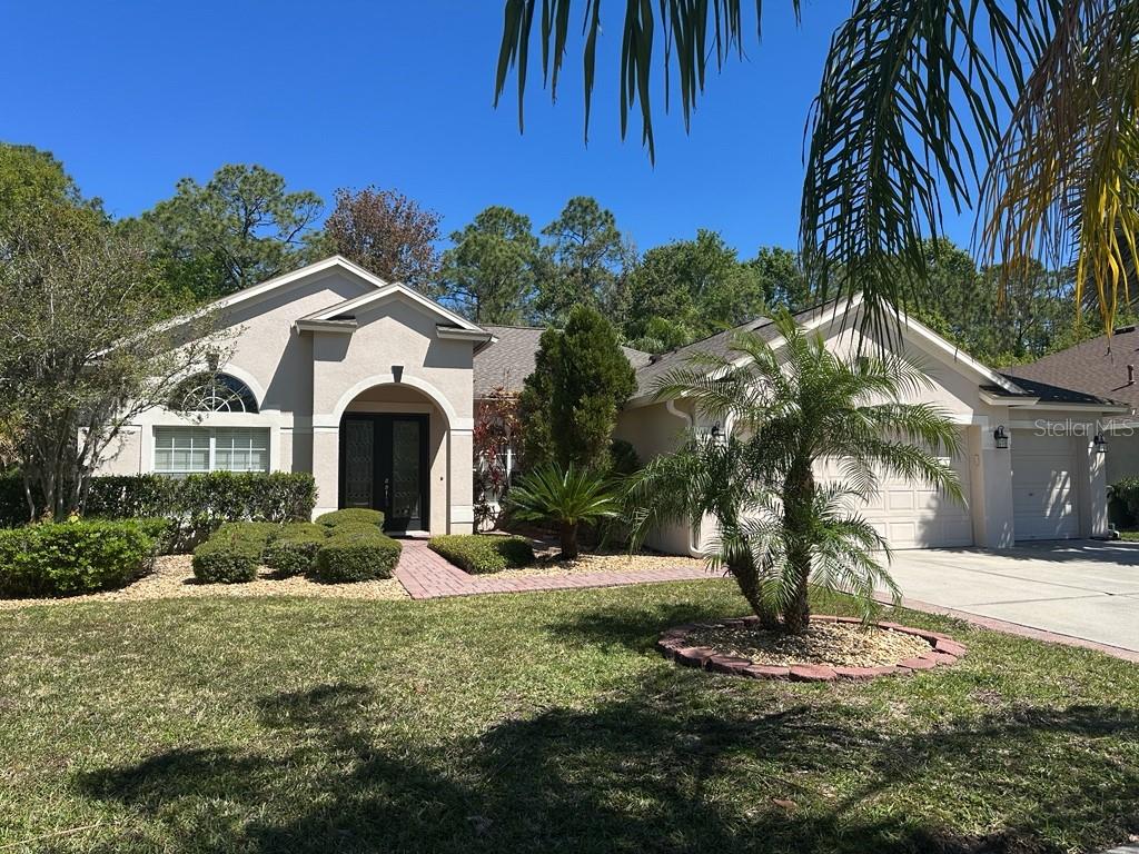 IVY LAKE ESTATES - фото