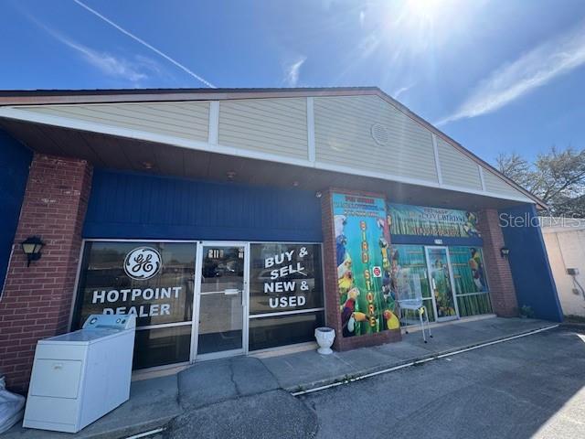 SPRING HILL - фото