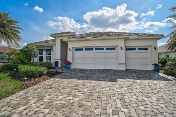 LAKEHOUSE COVE/WATERSIDE PH 1