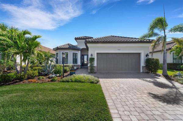 ESPLANADE ON PALMER RANCH