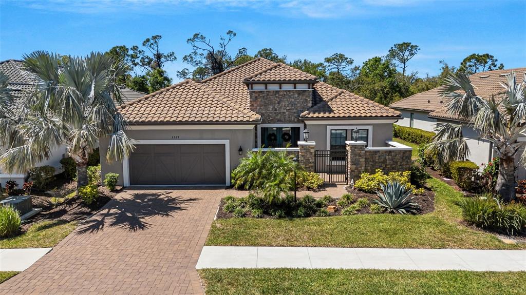 ESPLANADE ON PALMER RANCH - фото