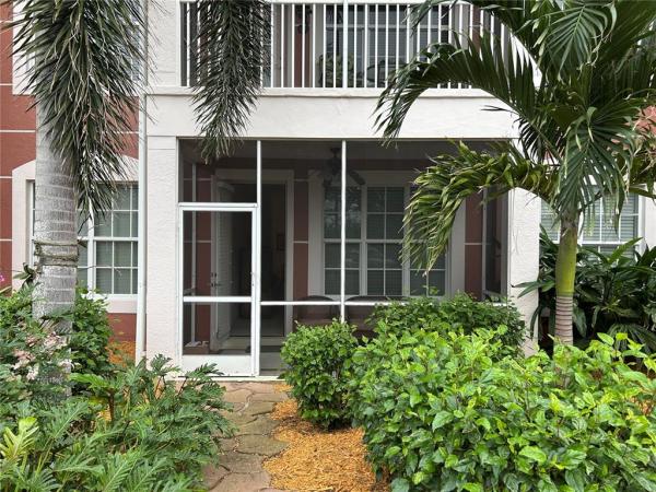 ROYAL POINTE AT MAJESTIC PALMS