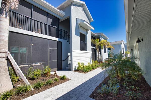 WELLEN PARK GOLF AND COUNTRY CLUB