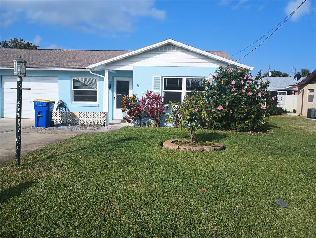 PELICAN COVE - фото