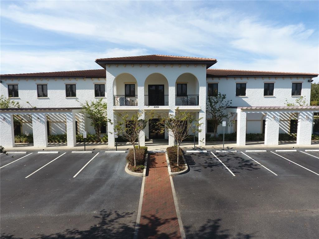 ORANGE PLAZA - фото