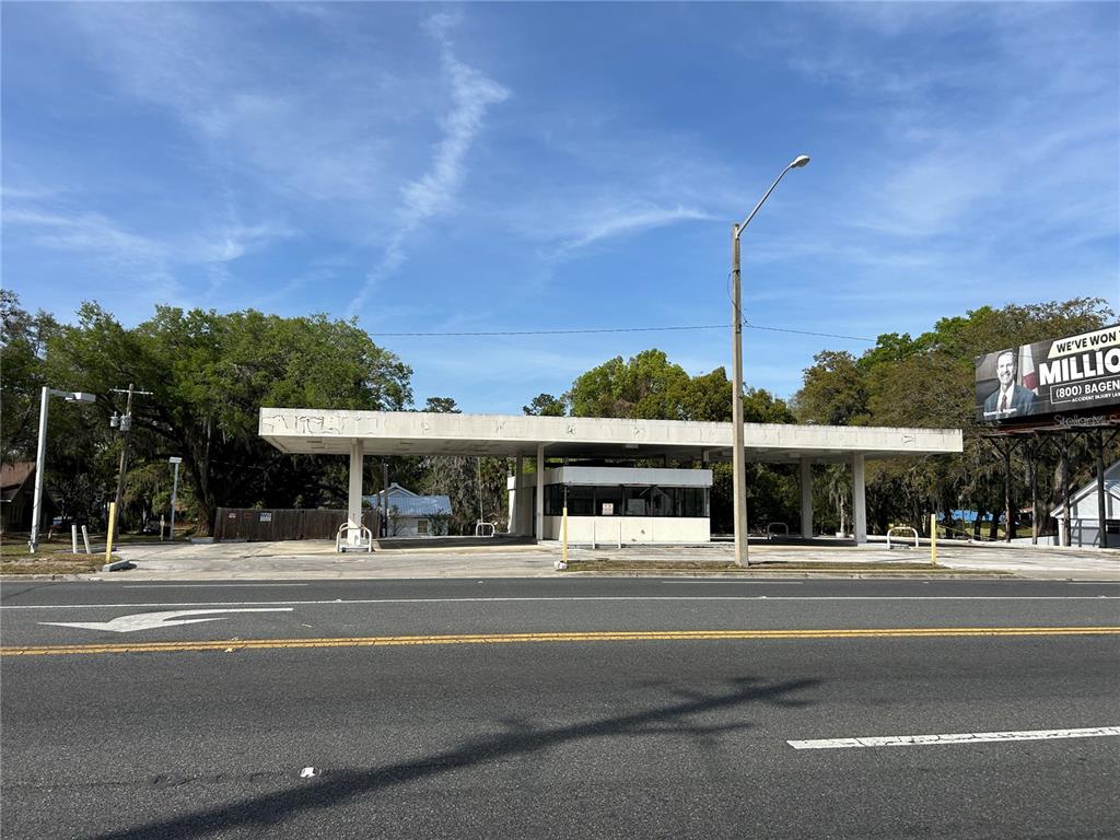 LYNWOOD PARK - фото