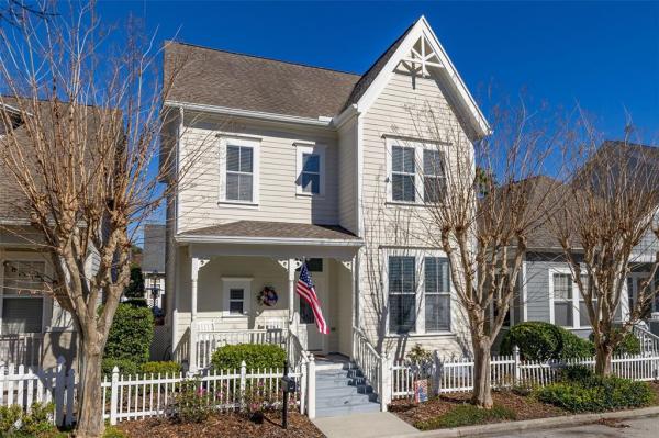 CELEBRATION LAKE EVALYN