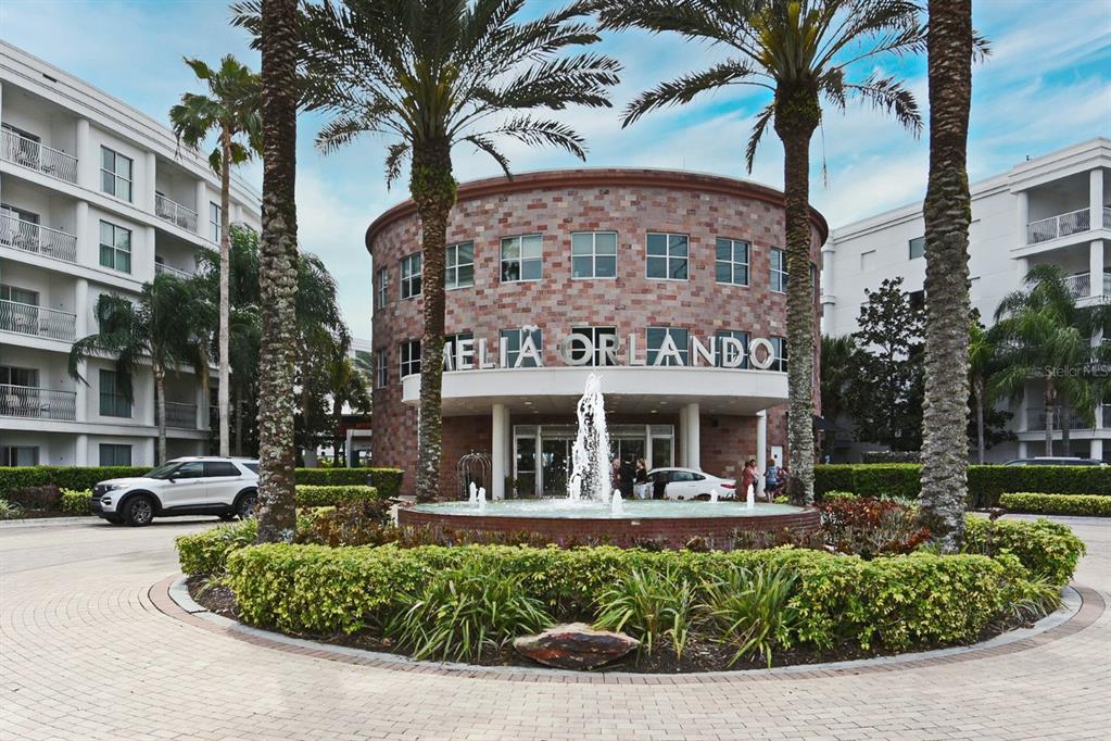 MONA LISA CELEB - фото