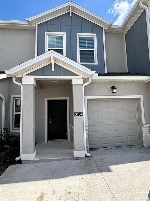 CHATEAU/ASTONIA - фото