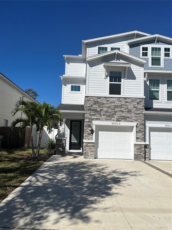 AZEELE BUS UNIT - фото