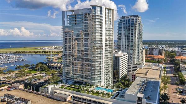 SIGNATURE PLACE CONDO