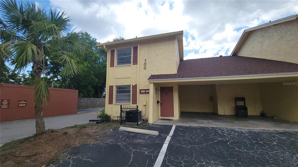 THE GREENS OF TOWNN COUNTRY - фото