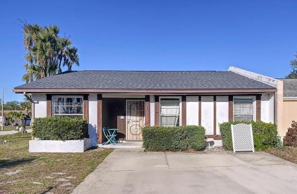 THE VILLAS OF LAKESIDE SOUTH