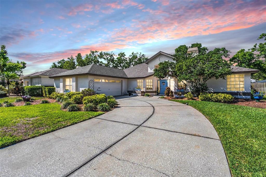 WINDSOR PARK CHAPMAN MANORS - фото