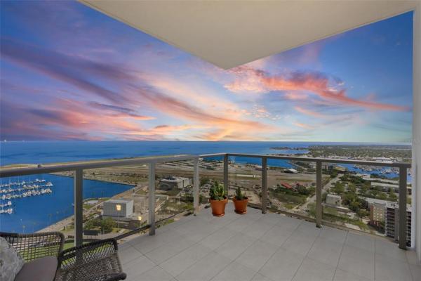 SALTAIRE ST PETERSBURG