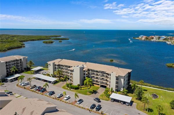 SAND PEBBLE POINTE CONDO 01 AMD 02