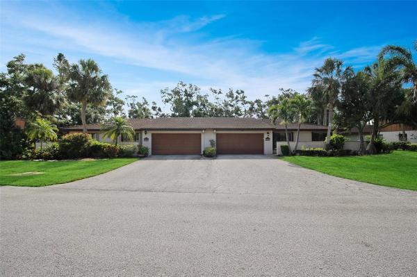 GARDEN VILLAS AT WILD OAK BAY