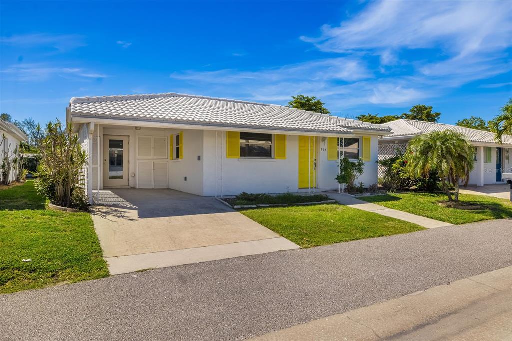 SPANISH MAIN YACHT CLUB CONDO - фото