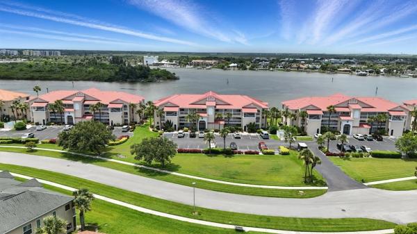 BOUCHELLE ISLAND CONDO