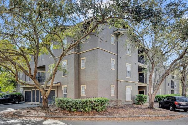 NOTTING HILL A CONDO