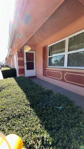 CHATEAU DE VILLE CONDO PH 01