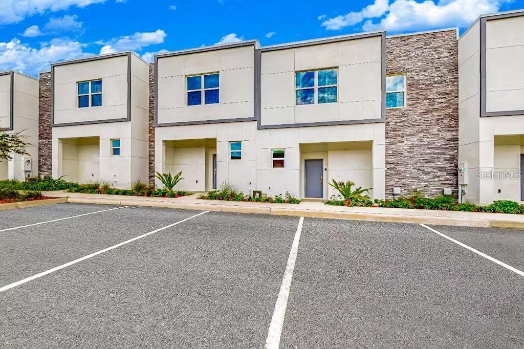 THE AZUR RESORT - фото