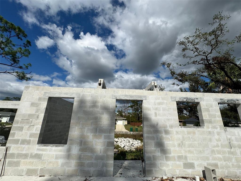 PORT CHARLOTTE SEC 014 - фото