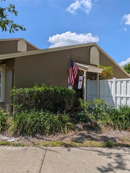 MORGANWOODS GARDEN HMS PH 2