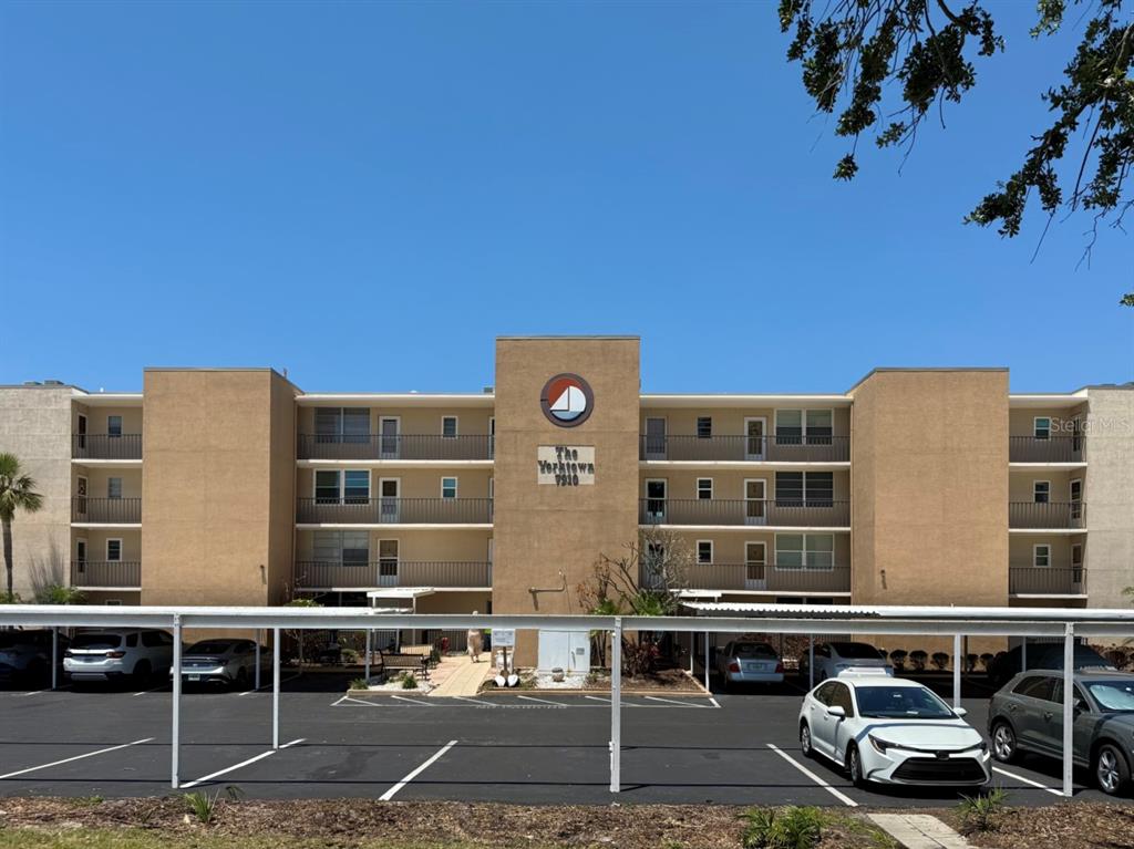 BAY ISLAND GROUP 11 - фото