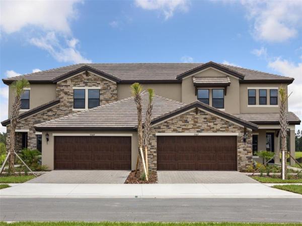 TWO RIVERS PARCEL E VILLAS PB