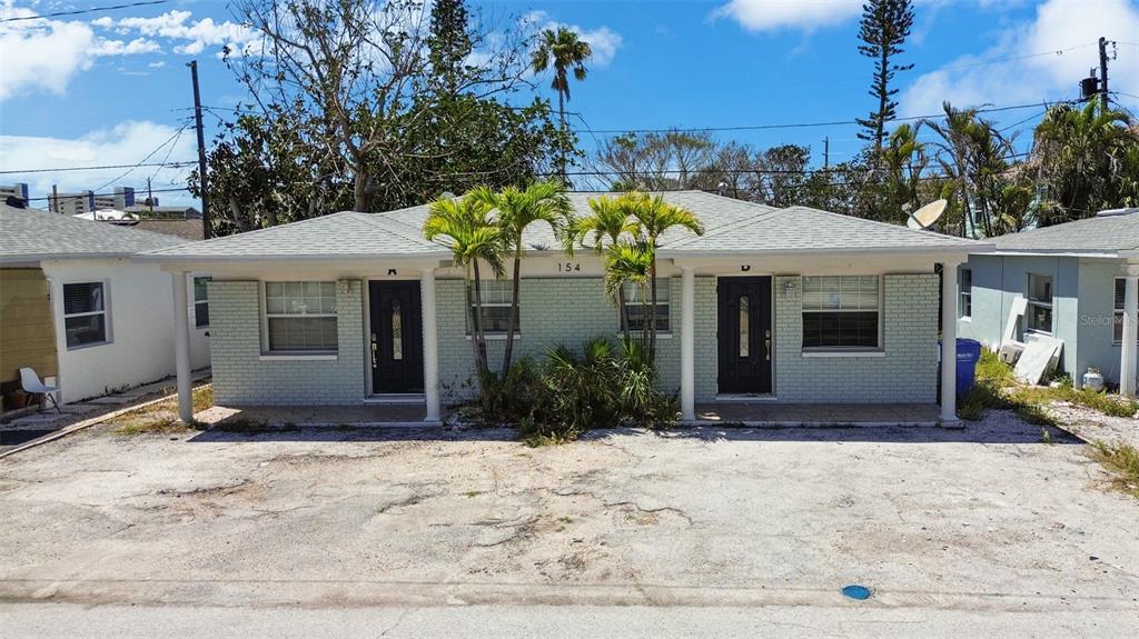 SUNNY SHORES - фото