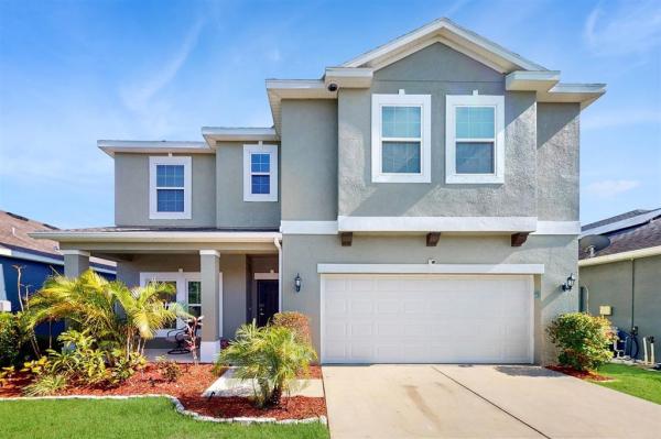 CARRIAGE POINTE SOUTH PH 2D1