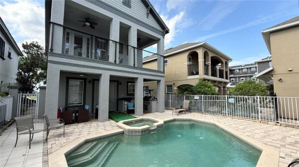 REUNION WEST VLGS NORTH