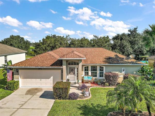 GROVELAND CRANES LANDING EAST LT 01 PB 48