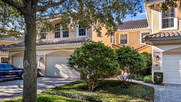 HOWEY IN HILLS MISSION CARMEL CONDO U