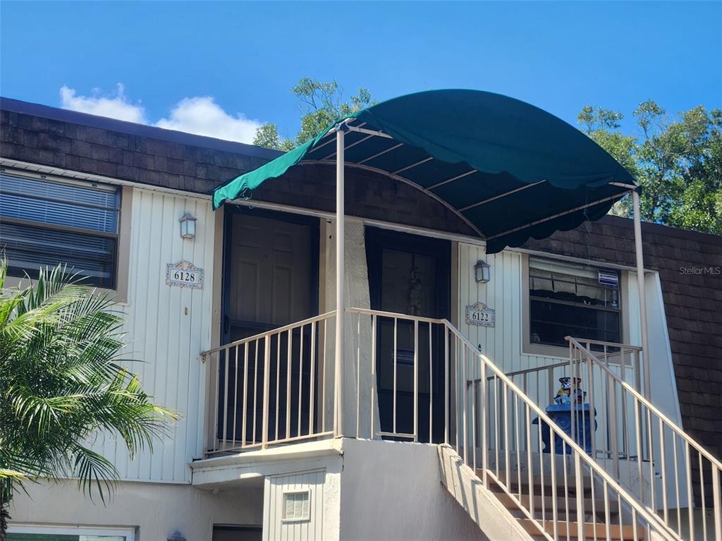 FAIRWOODS A CONDO - фото