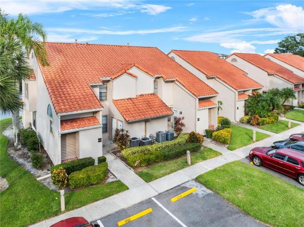 WINTERSET 02 A CONDO PH 01