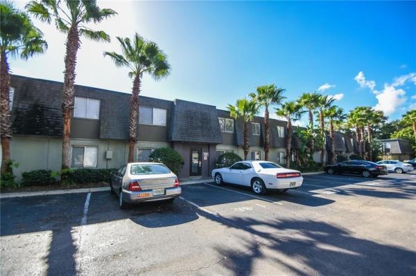 METRO/MICHIGAN PARK CONDO