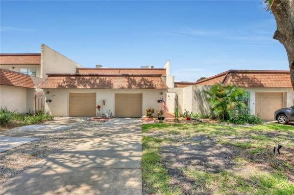 SPANISH OAKS CONDO SEC 3