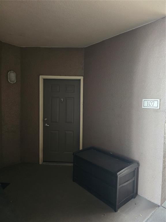 SERENATA CONDOS - фото