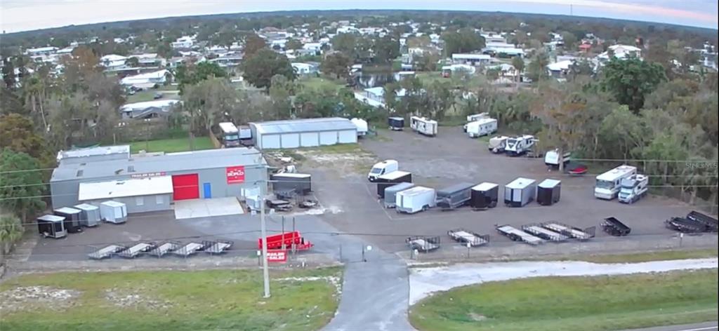 Commercial - фото