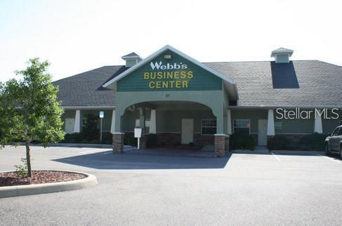 BOBBY T-WEBB - фото